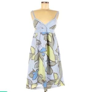 a.n.a. A New Approach sz 8 periwinkle blue floral sleeveless v-neck ruched dress